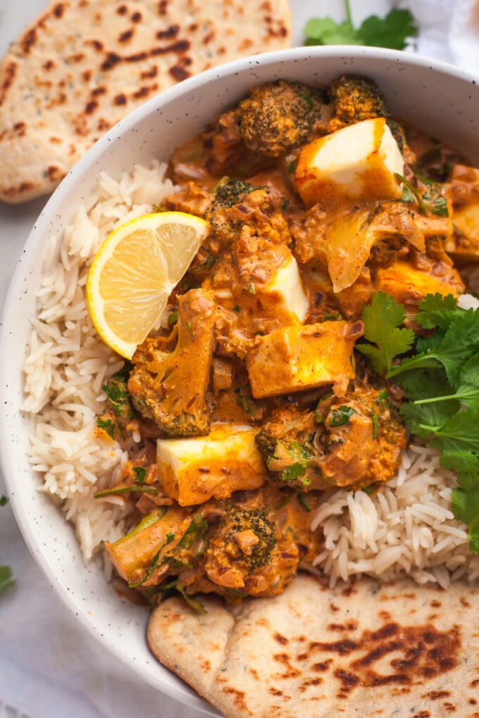 Broccoli paneer curry